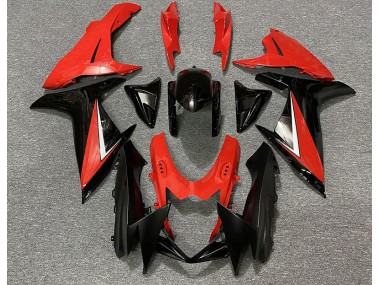 11-24 Rosso Lucido & Nero GSXR 600-750 Carena Moto